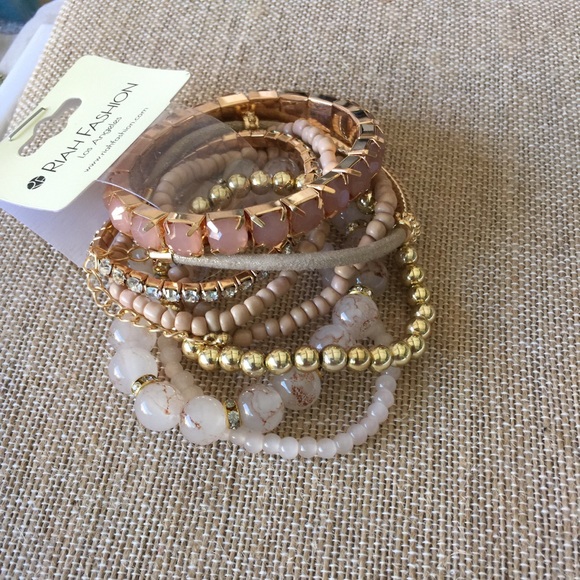 Earth tones medley stretch bracelet - Picture 3 of 3